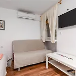 شقة With Wifi Basanija, Umag - 7148 *